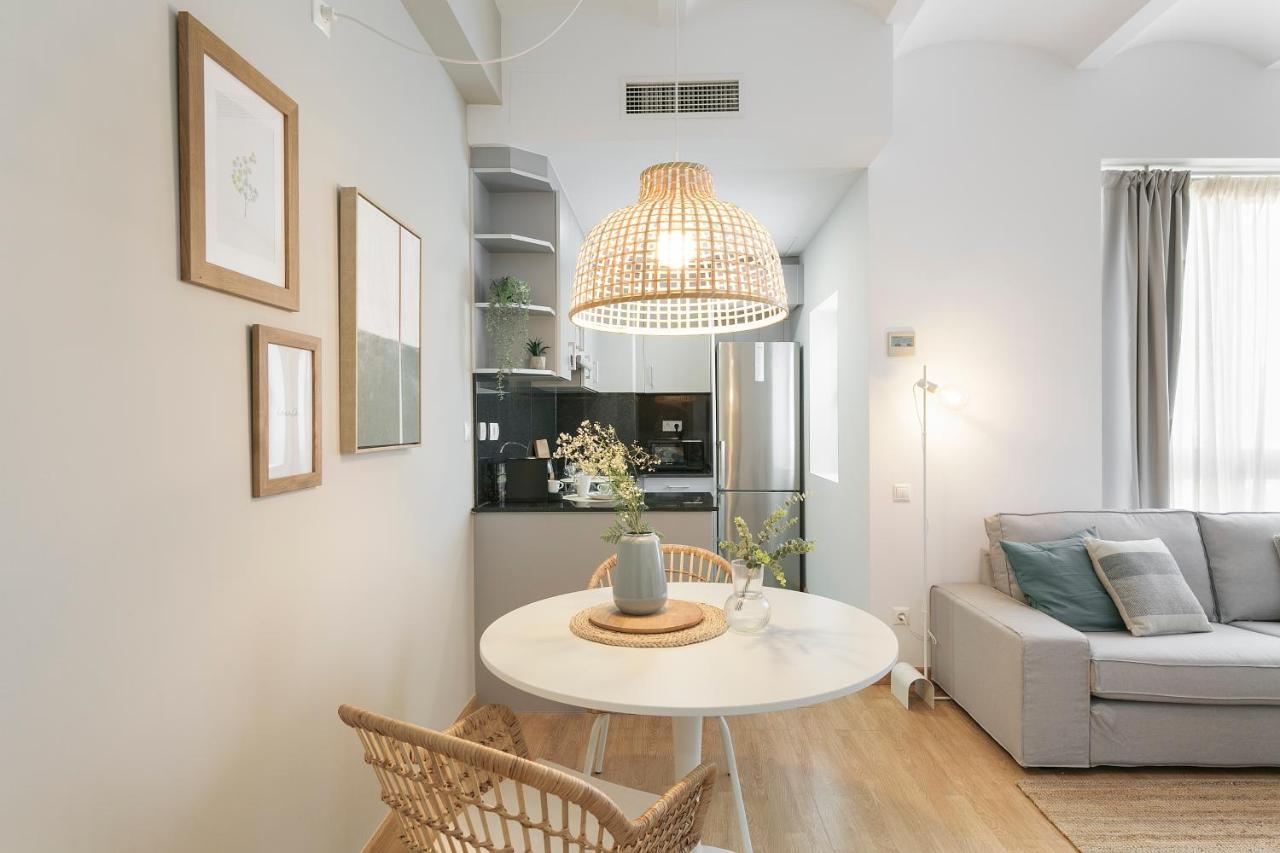 Click&Flat Sugranyes Apartment Barcelona Exterior photo